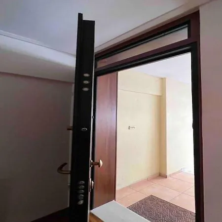 Dazzling Close To Acropolis Apartment Athens