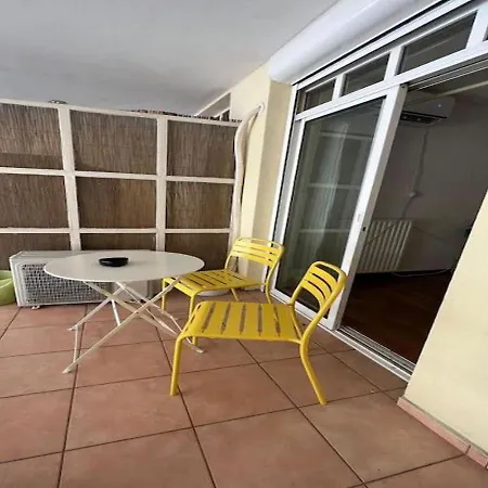 Dazzling Close To Acropolis Apartment